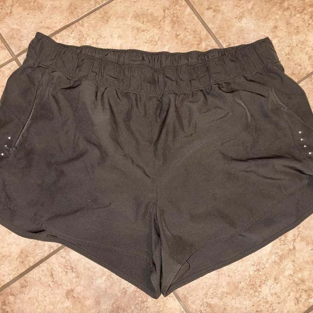 Old Navy Active Quick Dry Running Shorts Olive Green